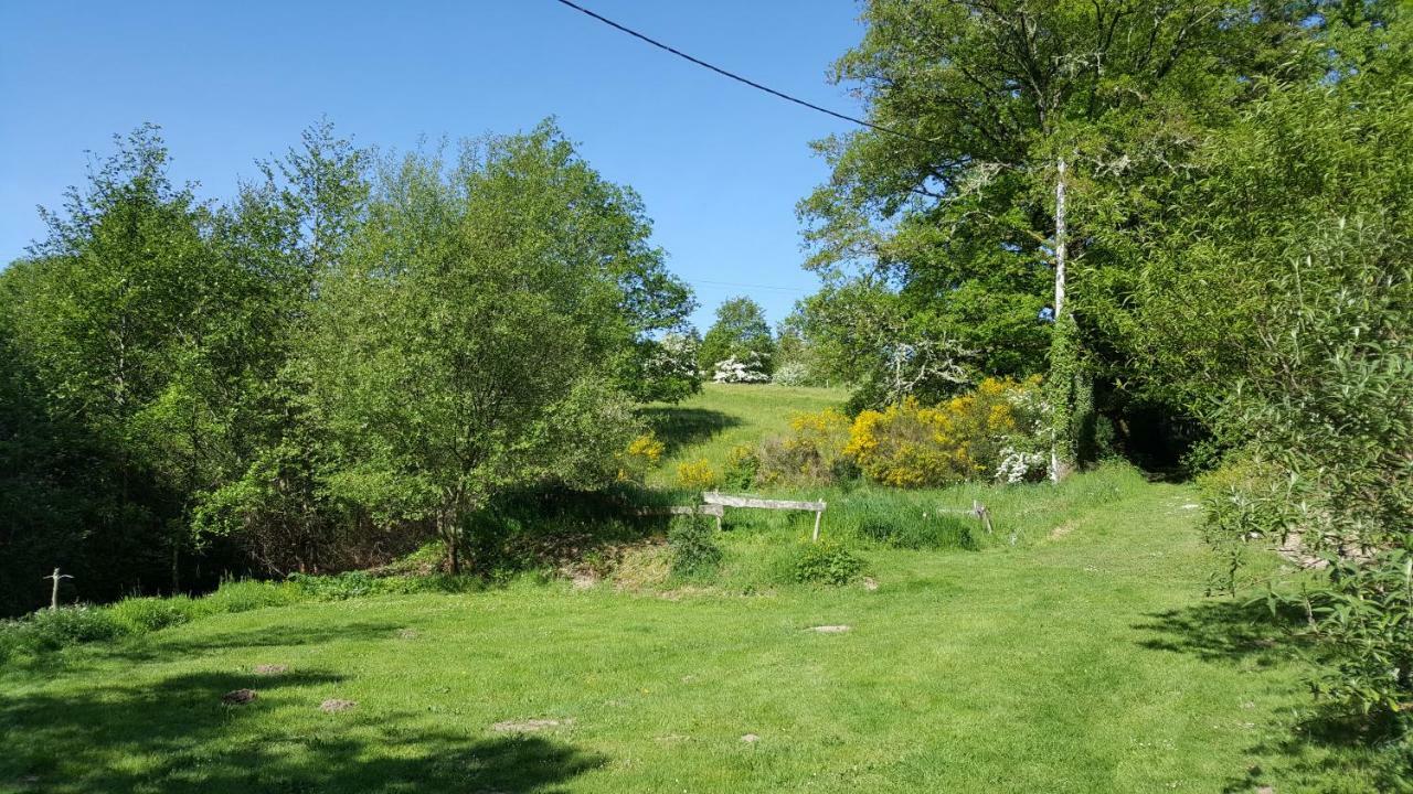 Le Moulin De Pensol - Gites المظهر الخارجي الصورة